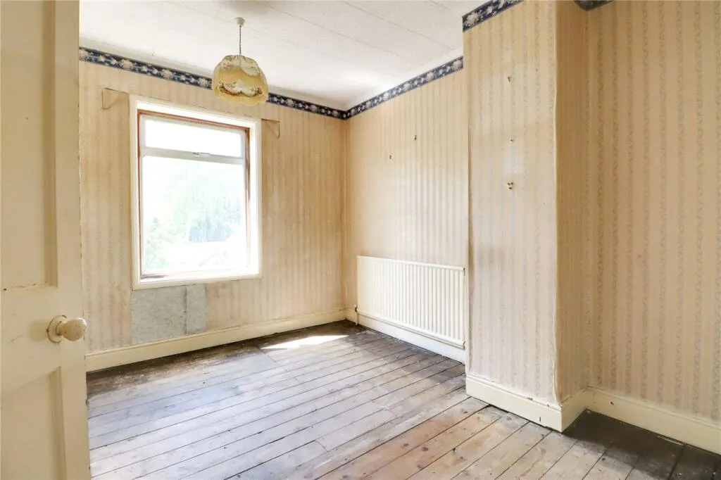 3 bed Semi-Detached