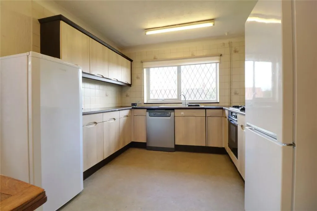 2 bed Detached Bungalow