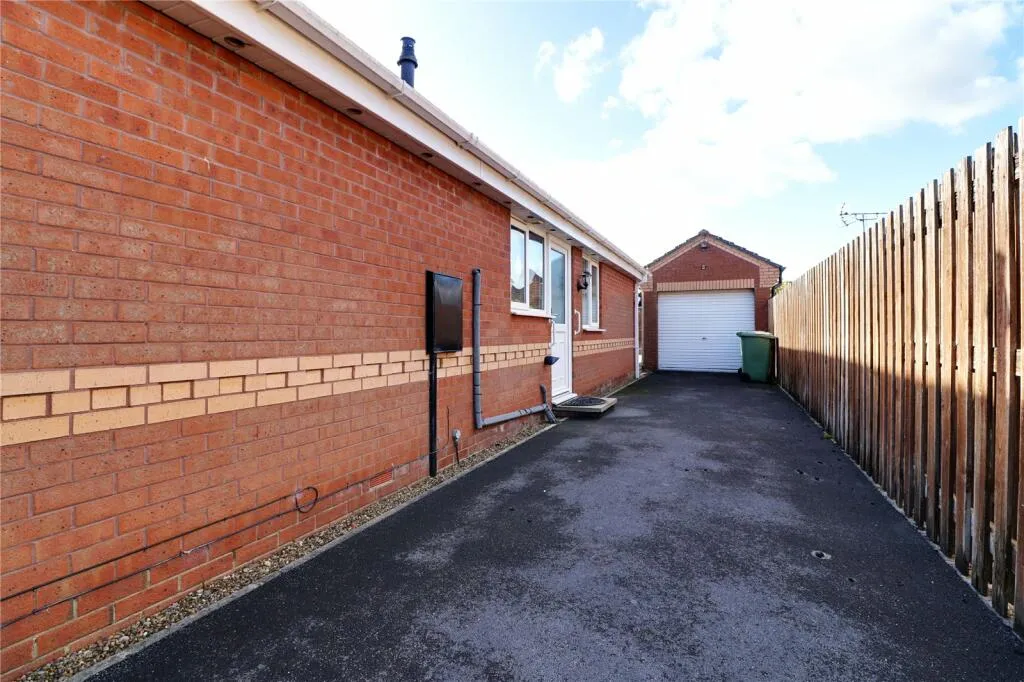 2 bed Bungalow