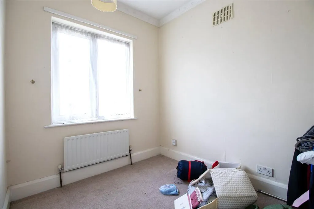 4 bed Semi-Detached