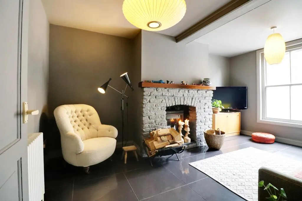 4 bed Link Detached House
