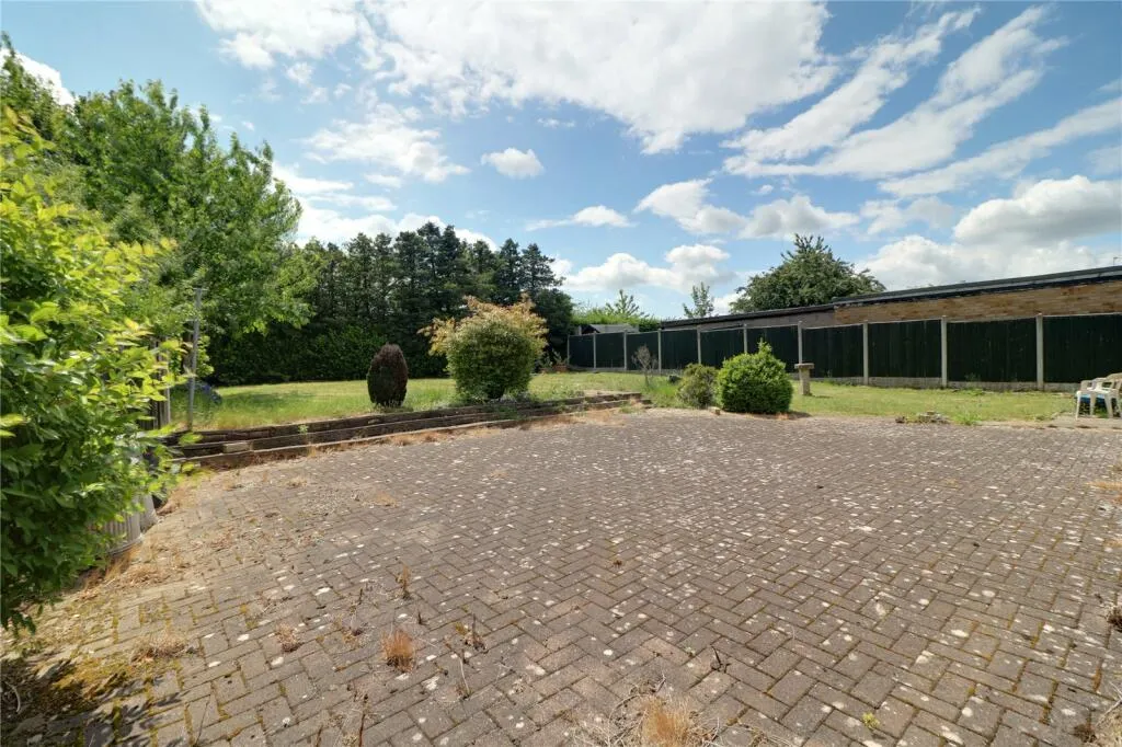 2 bed Bungalow