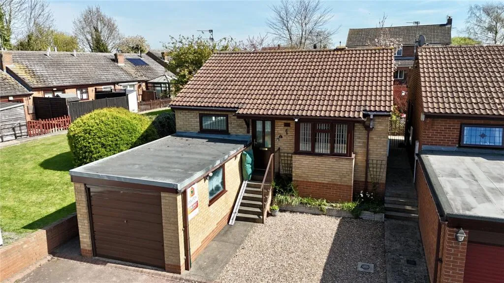 2 bed Detached Bungalow