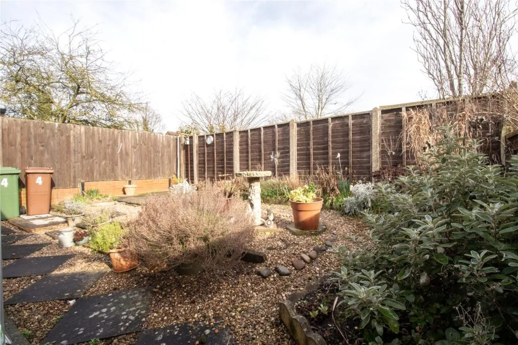 2 bed Detached Bungalow