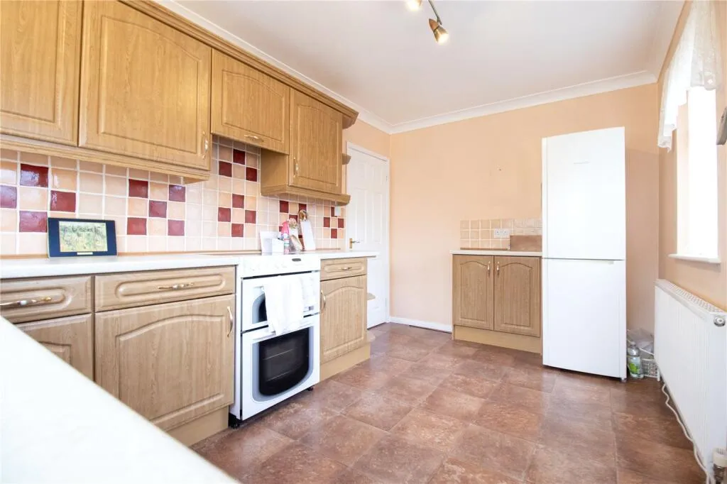 2 bed Detached Bungalow