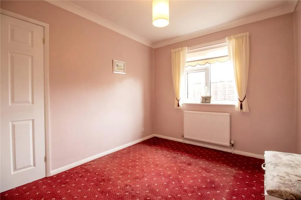 2 bed Detached Bungalow