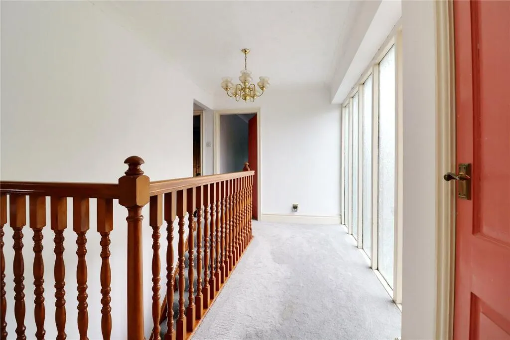 4 bed Detached