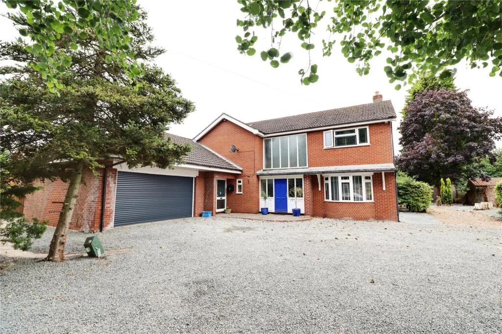 4 bed Detached