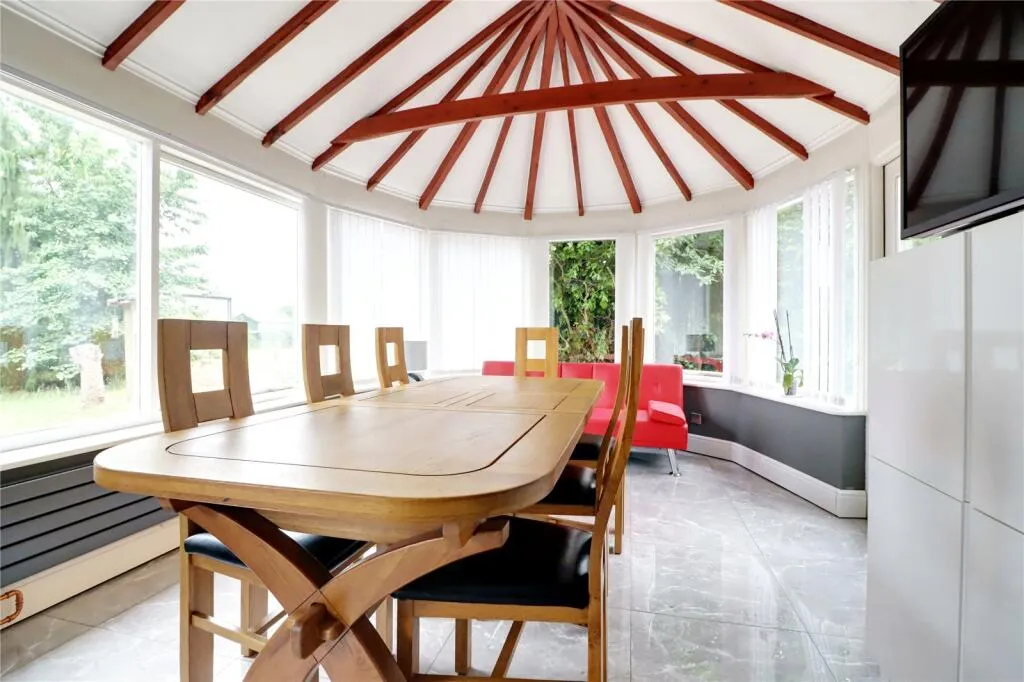 4 bed Detached