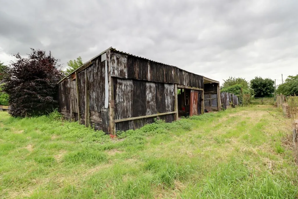 2 bed Detached Bungalow