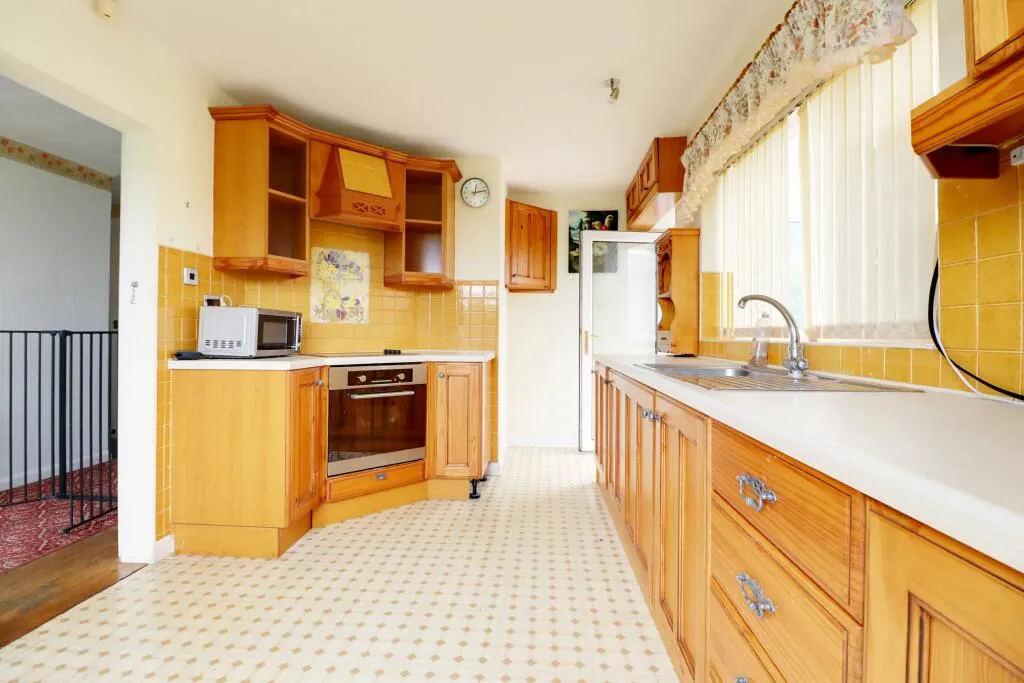 2 bed Detached Bungalow