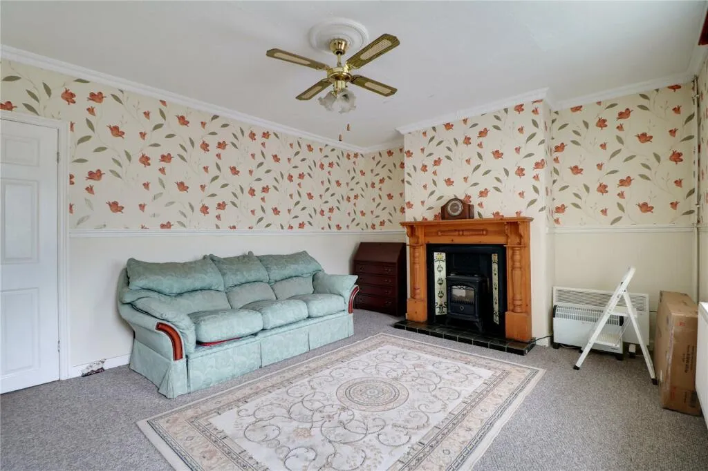 3 bed Terraced