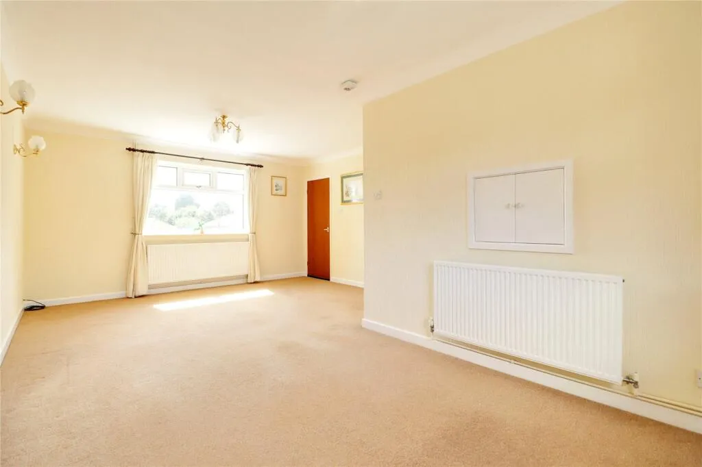 2 bed Detached Bungalow