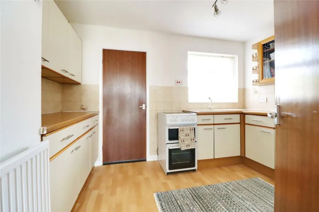 2 bed Detached Bungalow