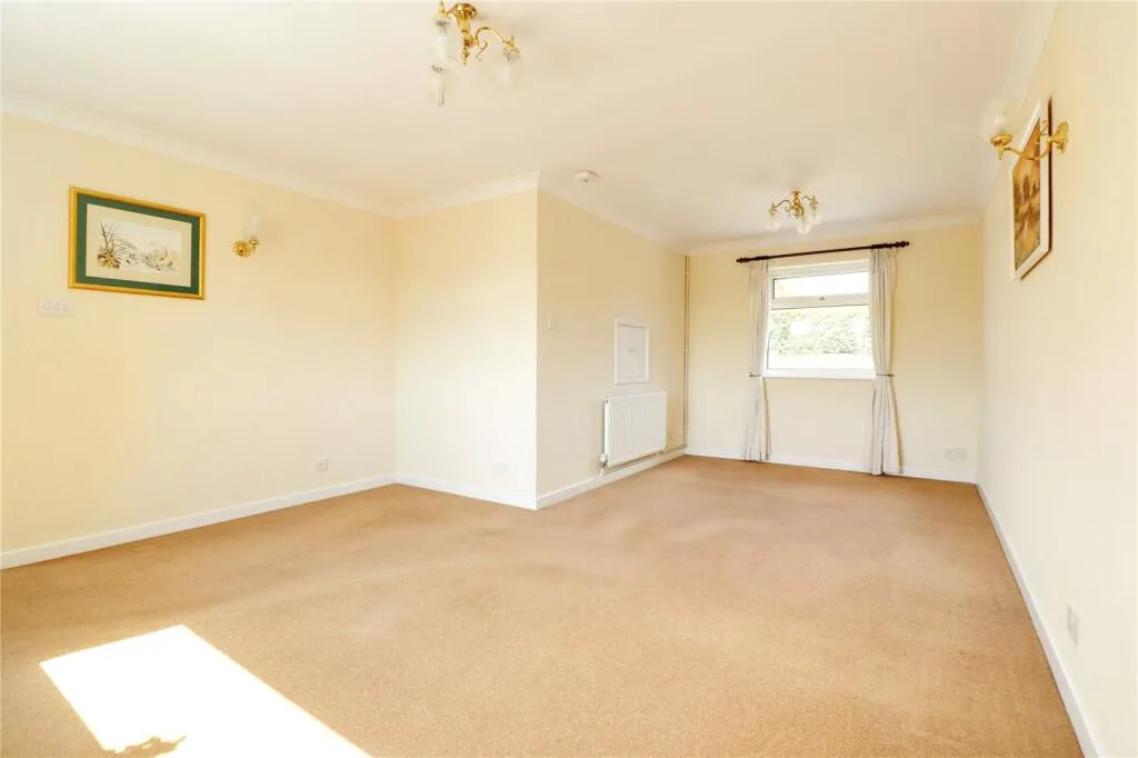 2 bed Detached Bungalow