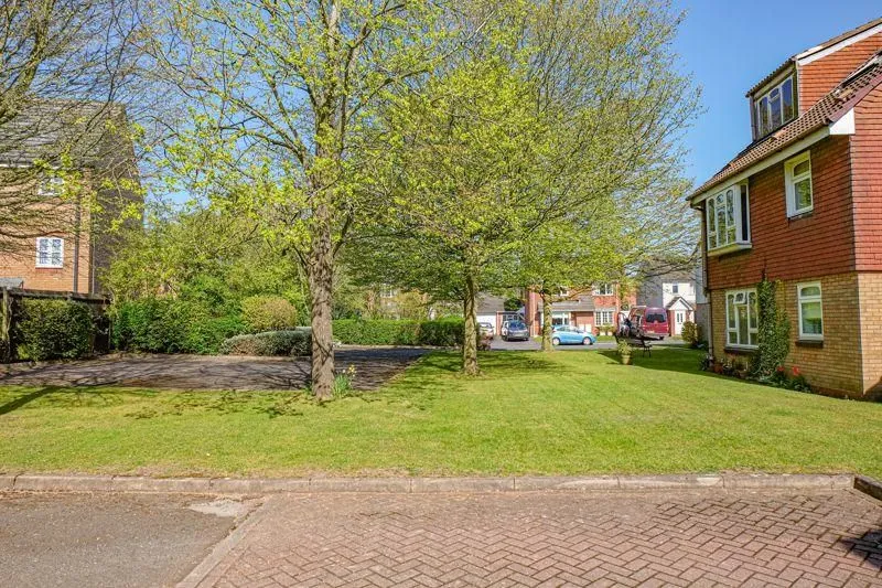 SUTTON COLDFIELD, West Midlands, B74 2DA - Online Auctions