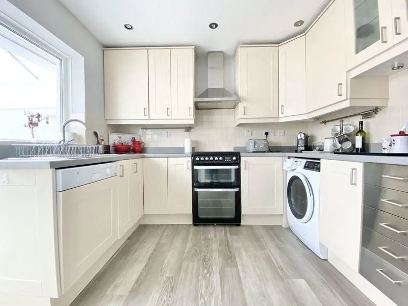 SUTTON COLDFIELD, West Midlands, B74 4SE - Online Auctions
