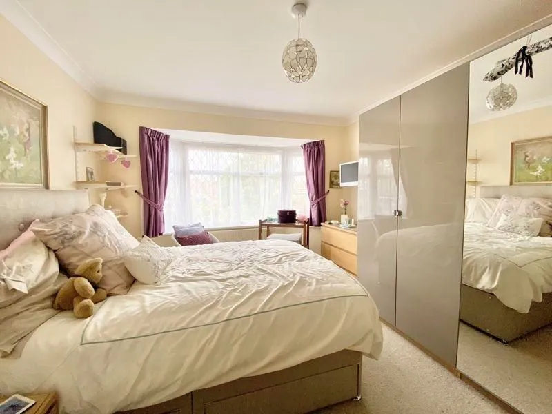SUTTON COLDFIELD, West Midlands, B74 4SE - Online Auctions