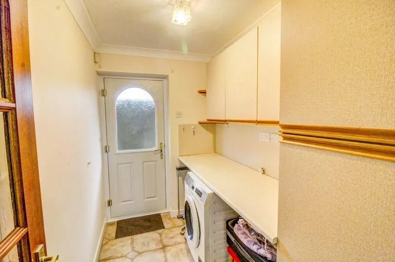 CANNOCK, Staffordshire, WS11 5DA - Online Auctions