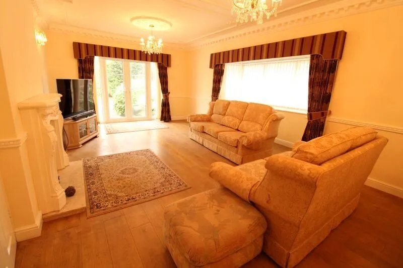 Walsall, West Midlands, WS8 7BT - Online Auctions