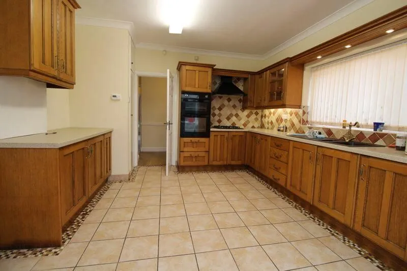Walsall, West Midlands, WS8 7BT - Online Auctions