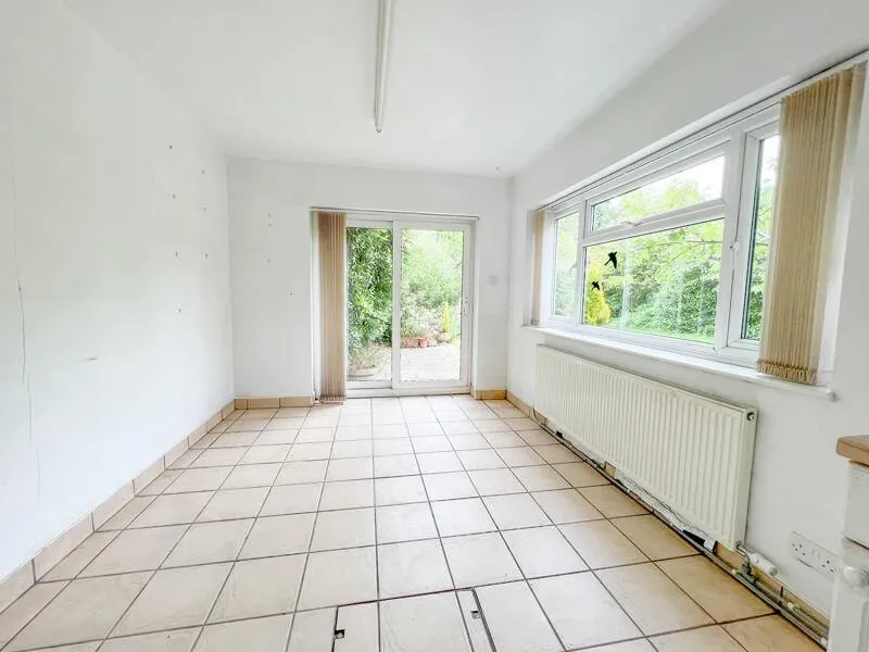 Sutton Coldfield, West Midlands, B74 3PH - Online Auctions