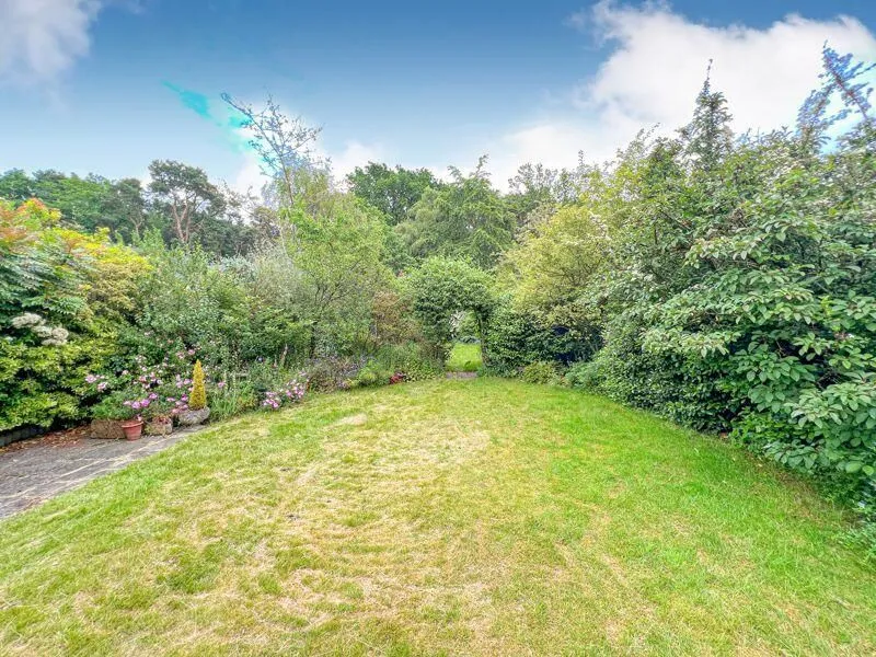 Sutton Coldfield, West Midlands, B74 3PH - Online Auctions
