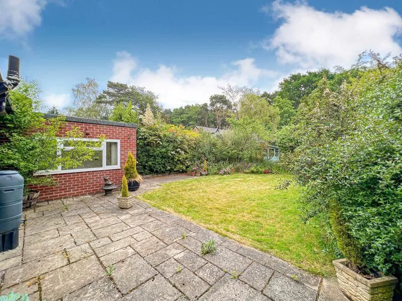 Sutton Coldfield, West Midlands, B74 3PH - Online Auctions