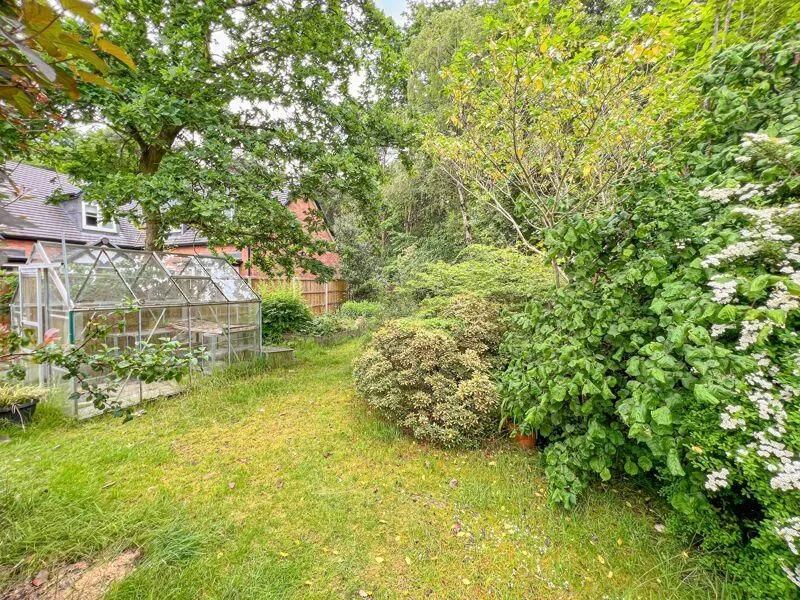 Sutton Coldfield, West Midlands, B74 3PH - Online Auctions