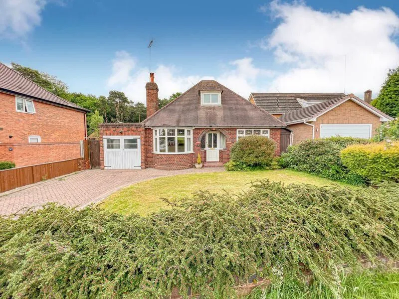 Sutton Coldfield, West Midlands, B74 3PH - Online Auctions