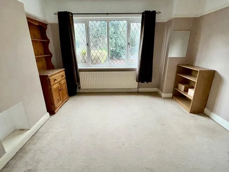 Sutton Coldfield, West Midlands, B73 5BD - Online Auctions