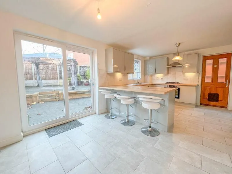 Lichfield, Staffordshire, WS13 6NS - Online Auctions