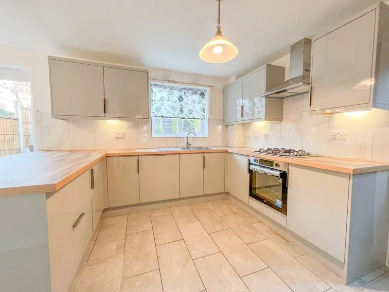 Lichfield, Staffordshire, WS13 6NS - Online Auctions