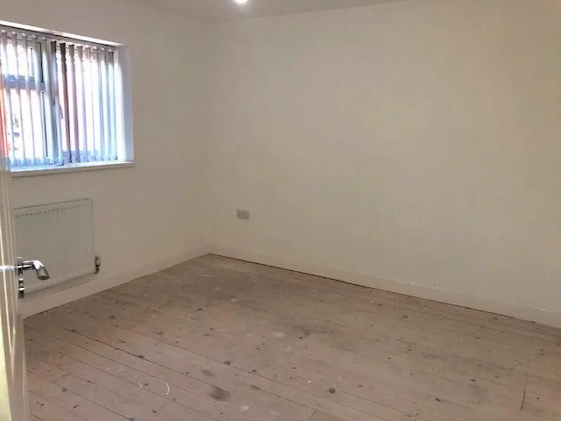 Walsall, West Midlands, WS3 2NX - Online Auctions
