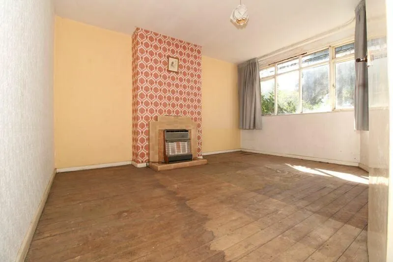 Walsall, West Midlands, WS9 8HG - Online Auctions
