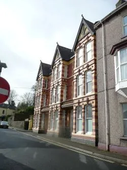 Llys Morfa, 3-4 George Street, Llandeilo, SA19 6AS