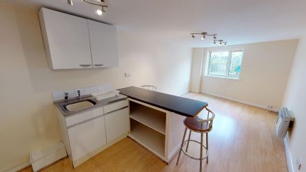 Flat 18 Victoria House, 93-95 Tudor Street, Cardiff, CF11 6AA