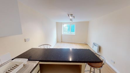 Flat 18 Victoria House, 93-95 Tudor Street, Cardiff, CF11 6AA