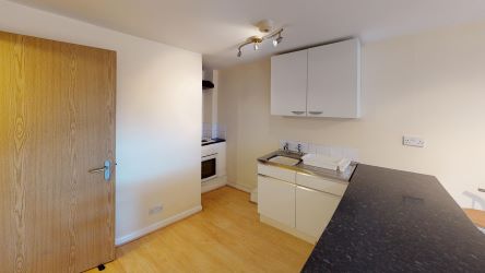Flat 18 Victoria House, 93-95 Tudor Street, Cardiff, CF11 6AA