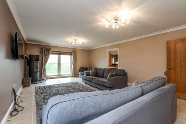 21 Cwmcoed, Bettws, Bridgend, CF32 8SW