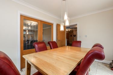 21 Cwmcoed, Bettws, Bridgend, CF32 8SW