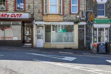 6 Market Street, Builth Wells, LD2 3AG