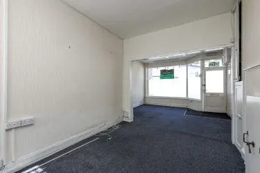 6 Market Street, Builth Wells, LD2 3AG