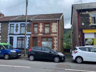 18 Clydach Road, Tonypandy, CF40 2BD