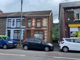 18 Clydach Road, Tonypandy, CF40 2BD