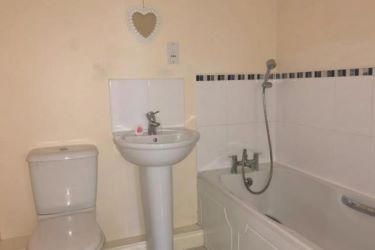 Flat 9 Llys Y Capel, Deganwy Avenue, Llandudno, Gwynedd, LL30 2YW