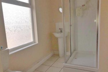 Flat 9 Llys Y Capel, Deganwy Avenue, Llandudno, Gwynedd, LL30 2YW