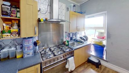 4 Perrott Street, Treharris, CF46 5ET