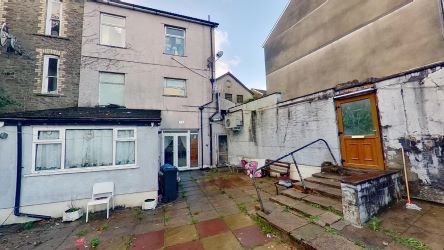 4 Perrott Street, Treharris, CF46 5ET