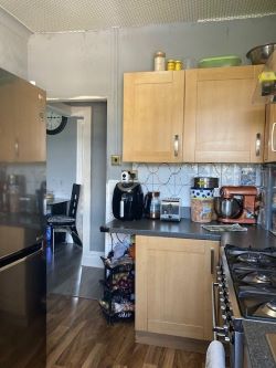 4 Perrott Street, Treharris, CF46 5ET